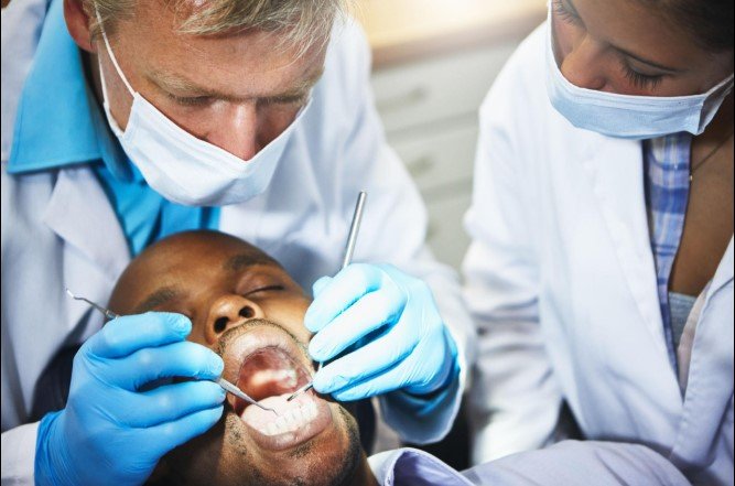Dental Assistant Starting Pay: Complete Salary Guide for Beginners