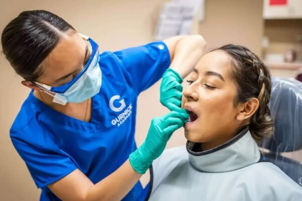 Dental Assistant Starting Pay: Complete Salary Guide for Beginners