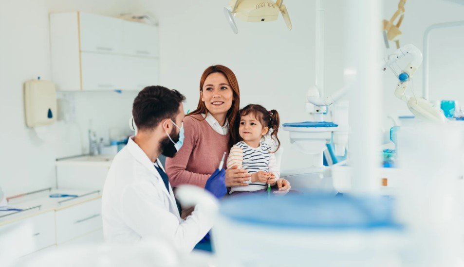 Dentist Sunbury? Sunbury Dental welcomes new patients with modern, gentle and affordable dental care for families, children and adults. Book your appointment today.